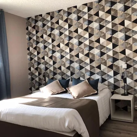 Alpes Cevennes Otel 2*