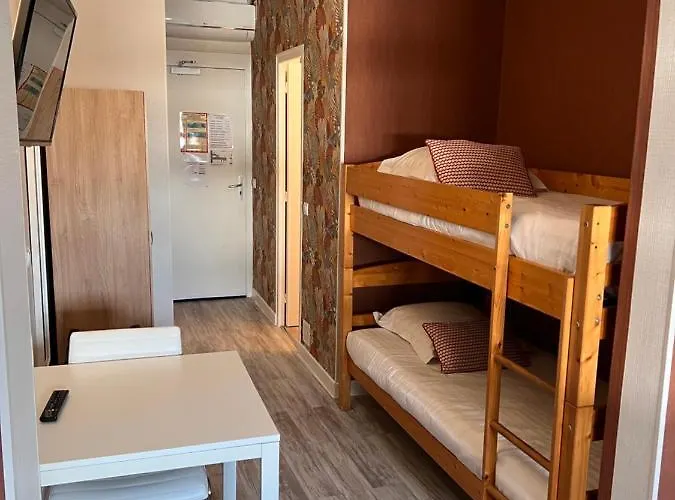 Alpes Cevennes Hotel 2*